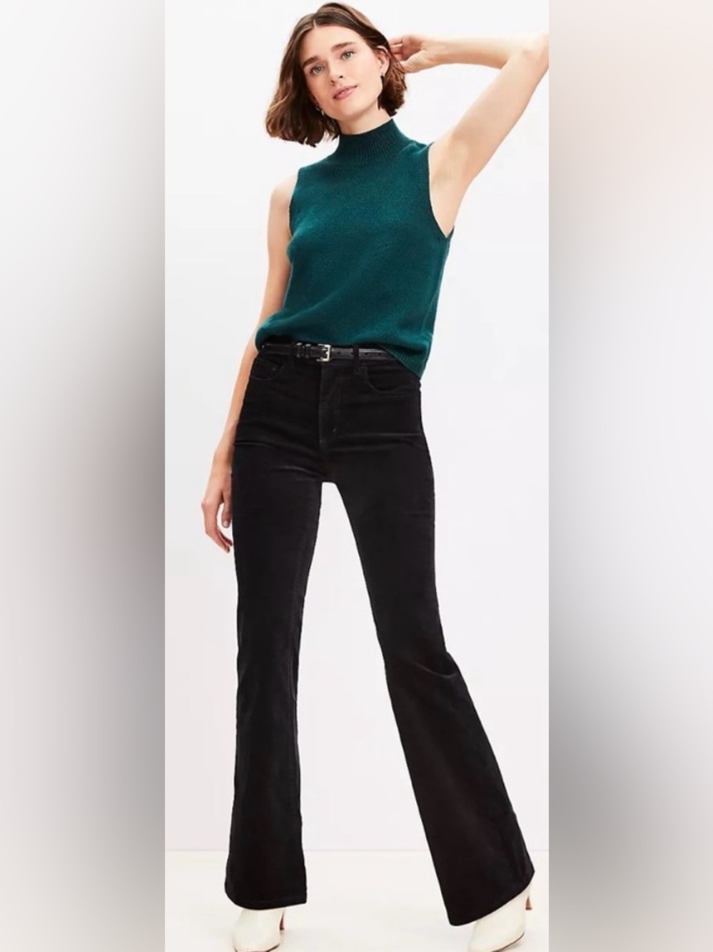 LOFT SLIM FLARE VELVET BLACK PANTS SIZE 25/0